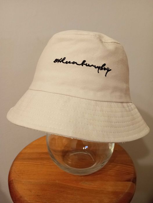 Beżowy kapelusz z elanobawełny rozm.56