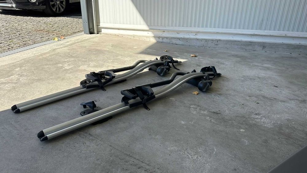 Suportes de bicicleta originais Audi – Excelente estado