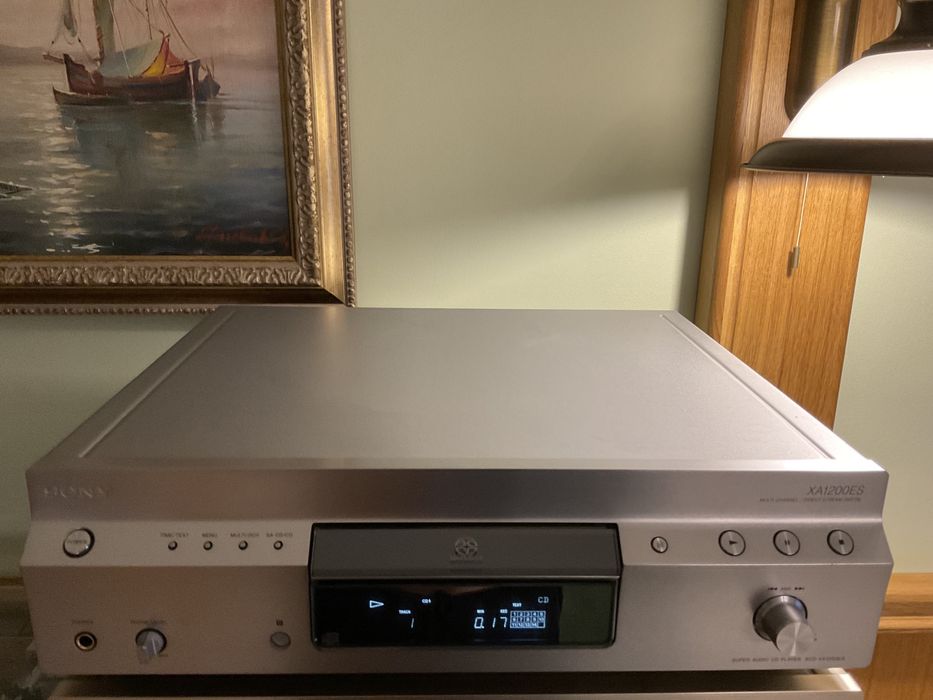 Продам HI FI/END CD Player Sony SCD - XA1200ES цвет Silver