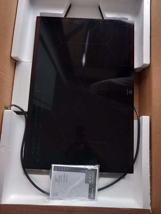 Płyta indukcyjna ELECTROLUX EIV835 SLIM-FIT