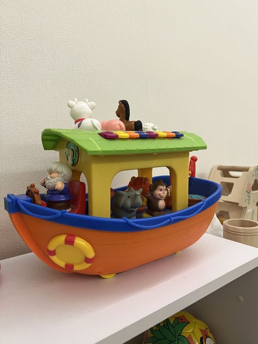 Ковчег Ноя музинчна інтерактивна іграшка