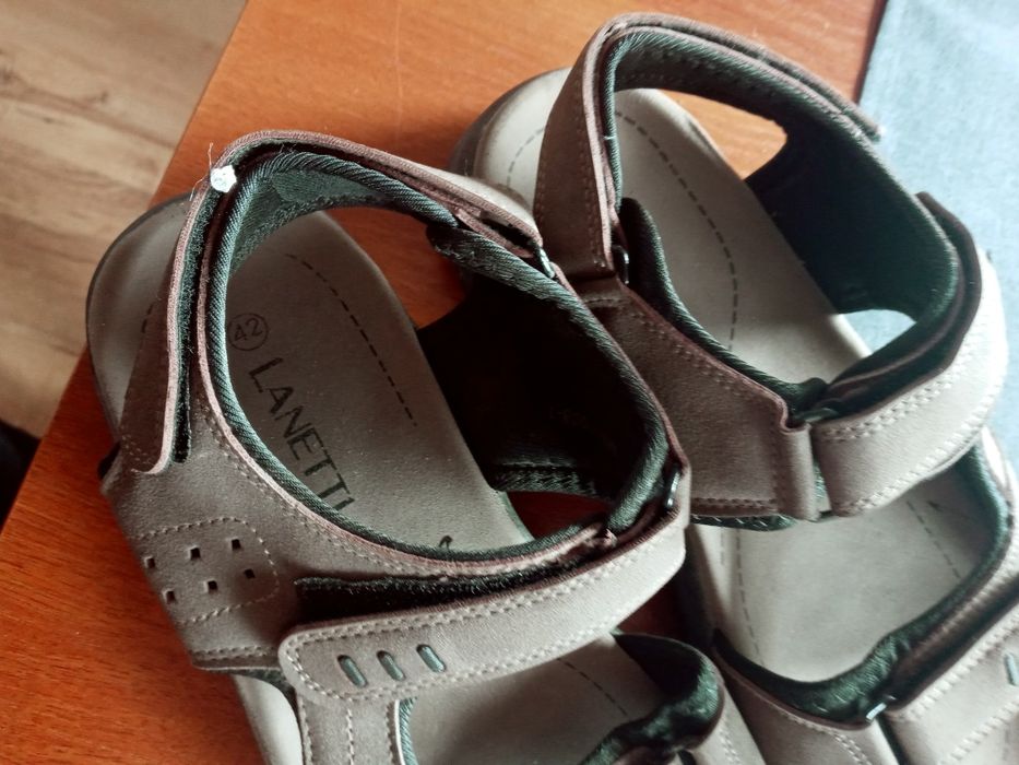 Sandaly 42 meskie bez rzepy lekkie CCC