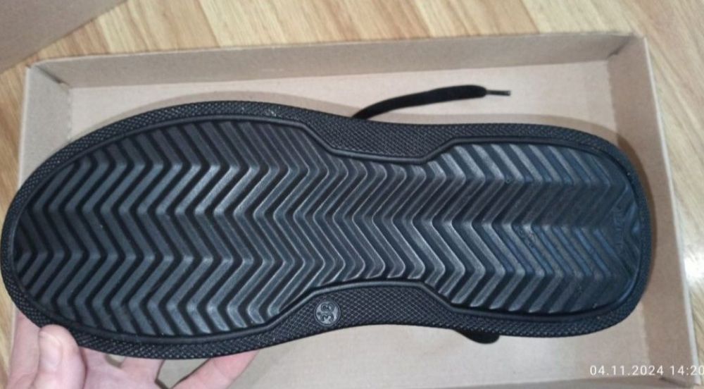 Жіночі кросівки ТМ МИДА, р. 38 (полномірні)