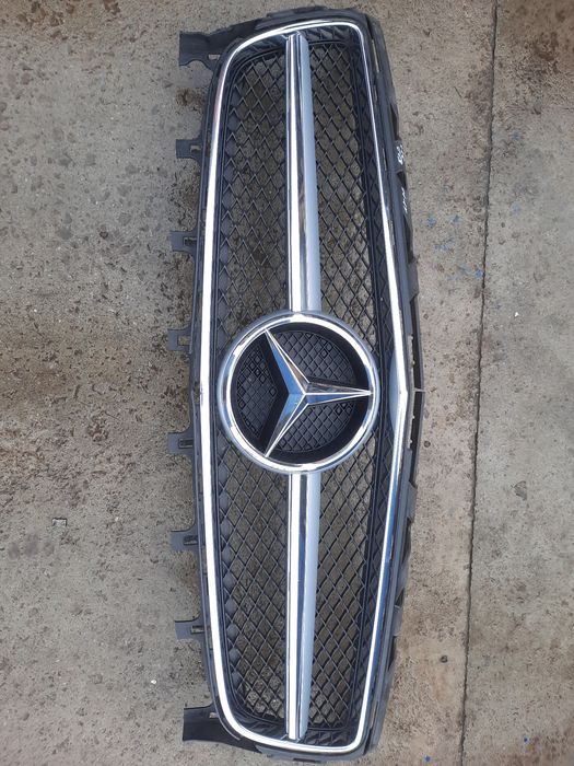 Решітка радіатора Мерседес CLS w218