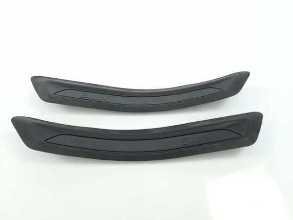 Rodapé / soleira porta frente direita BMW 1 (F20)