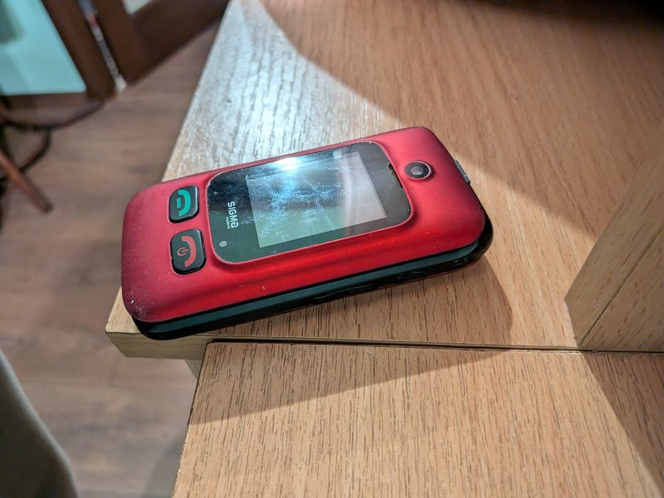 Sigma телефон кнопочний