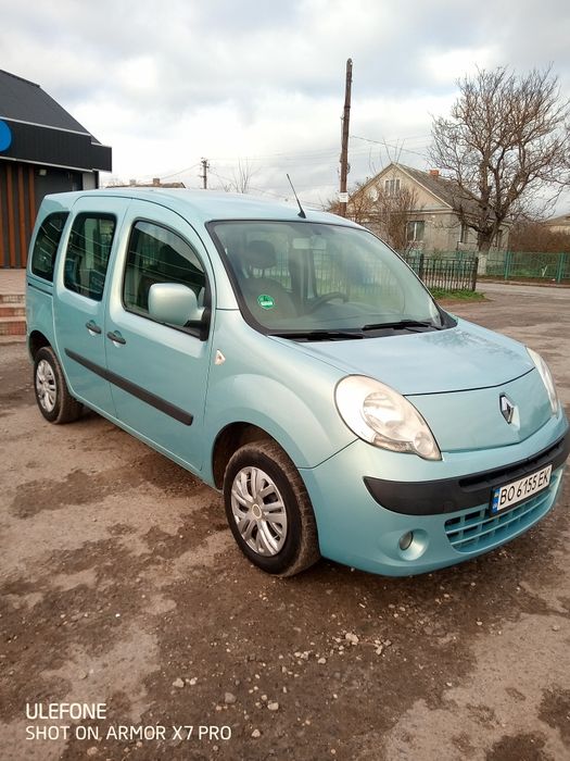 Рено Кенго. Оригінальний пасажир. Рідна фарба. Хороший стан, обслужена