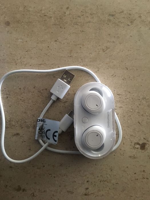 AirPods Grundig.