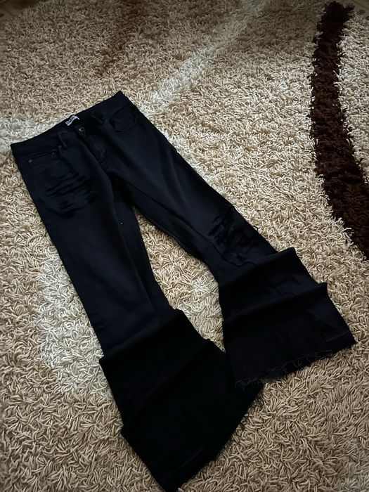 Джинсы Bootcut