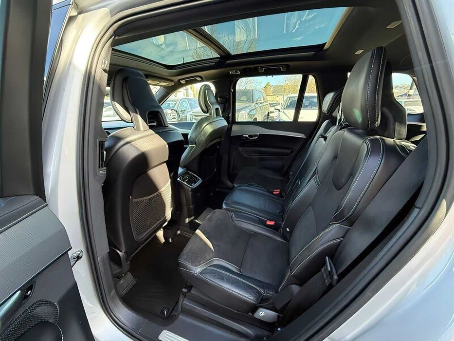 Volvo Xc90      2020