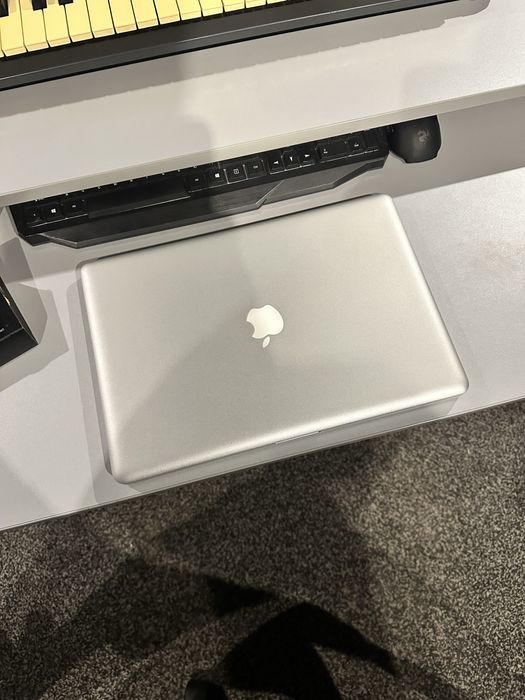 Продається MacBook Pro 15″ Mid 2010