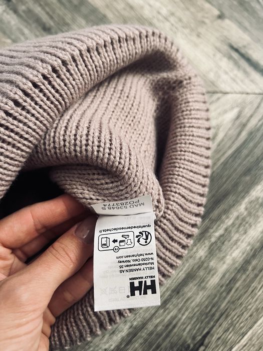 Шапка оригинал helly hansen