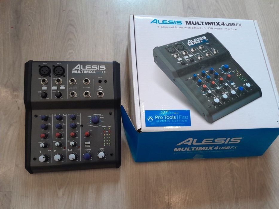мікшерний пульт Alesis