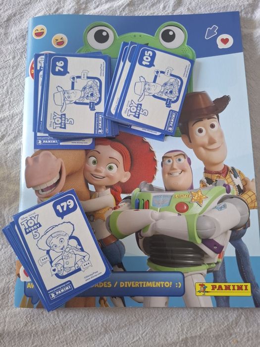 Vendo / troco cromos Toy Story 5