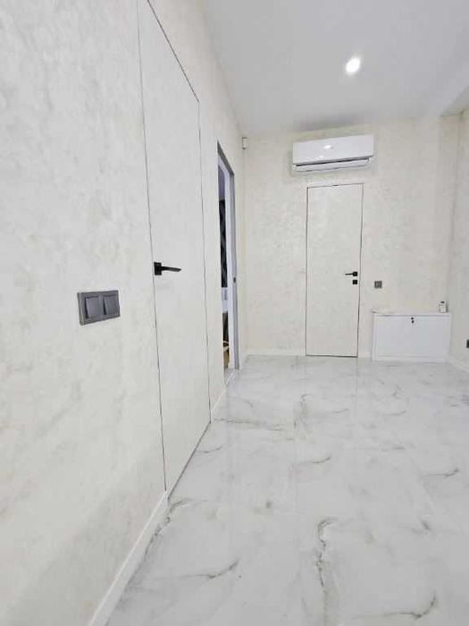 Новый 2-х этажный дом с ремонтом, гаражом и подвалом в Фонтанке 1!