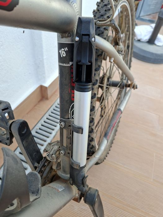 Bicicleta TREK 3900