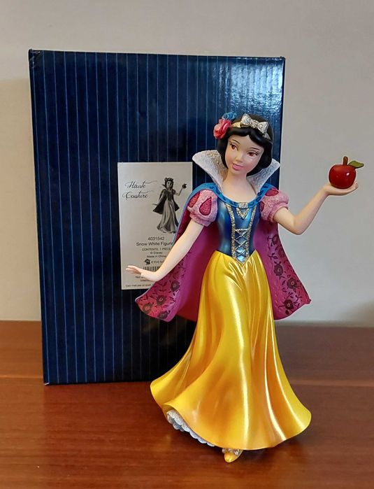 Estatueta rara em resina da Branca de Neve