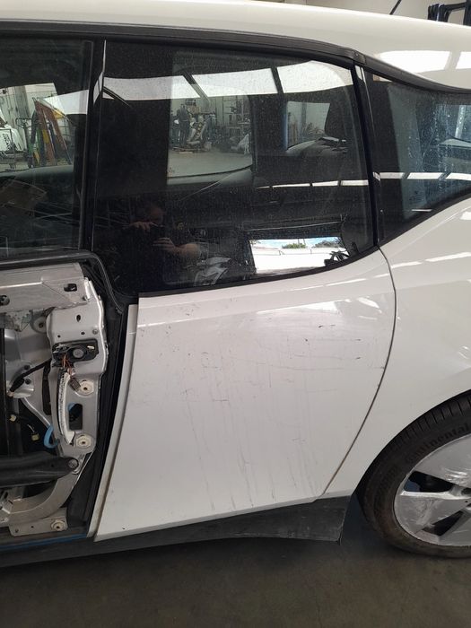Porta trás esquerda BMW i3 (I01)