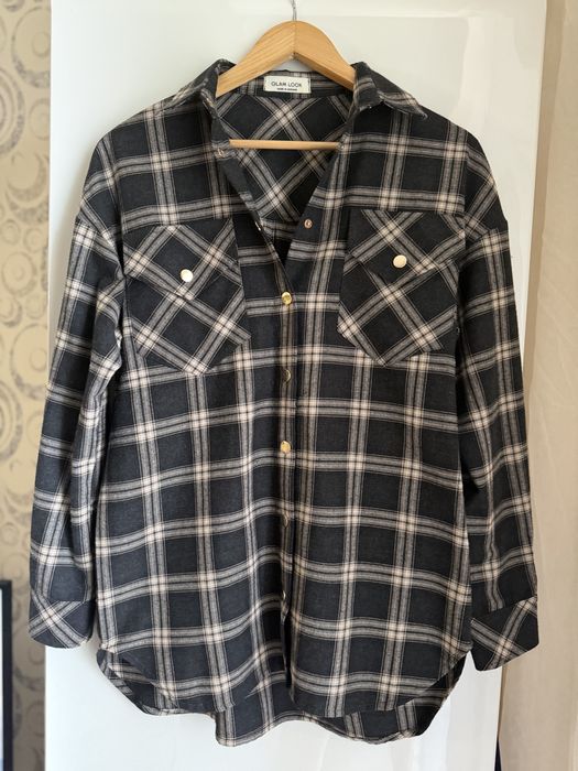 Жіноча картата сорочка