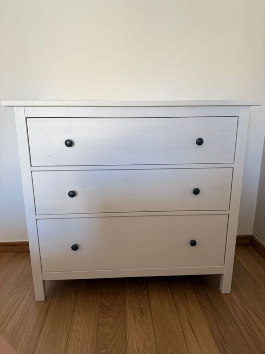 Cómoda Hemnes IKEA