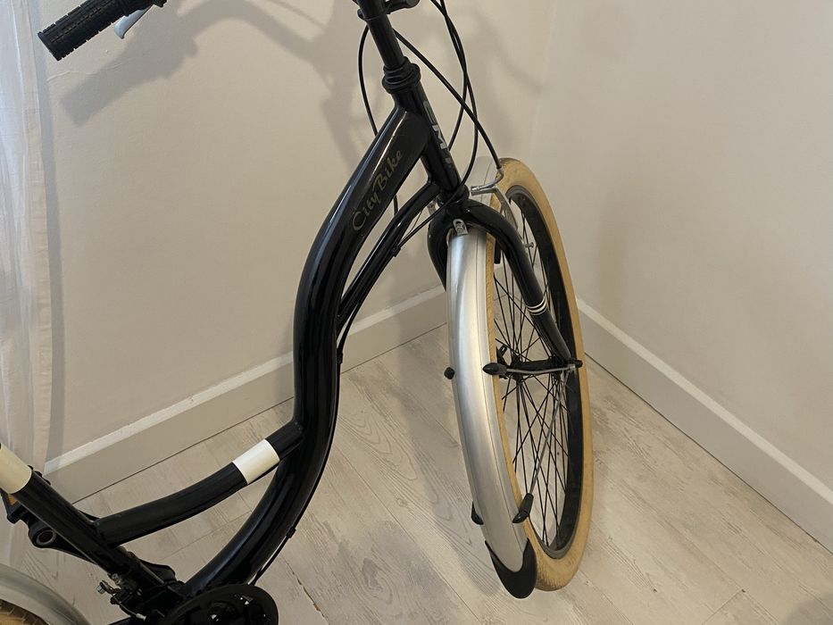 Bicicleta de senhora  cidade