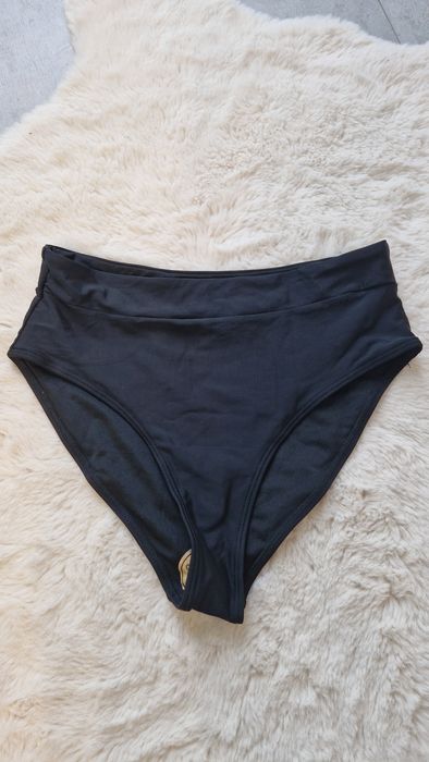 Czarne majtki kąpielowe  r. M