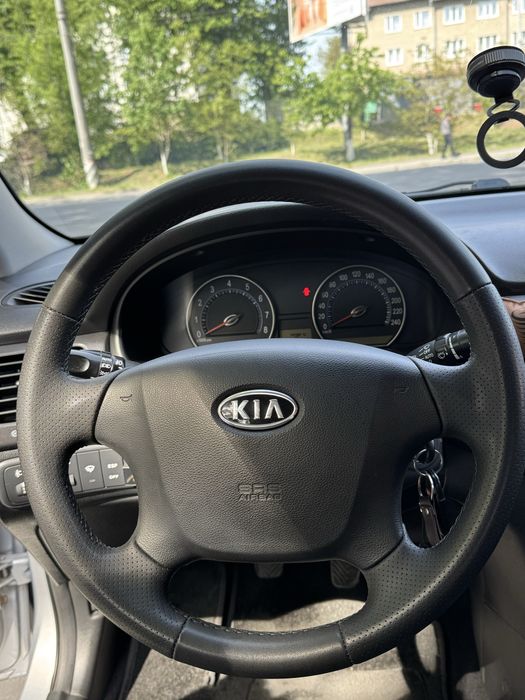Продам авто Kia magentis