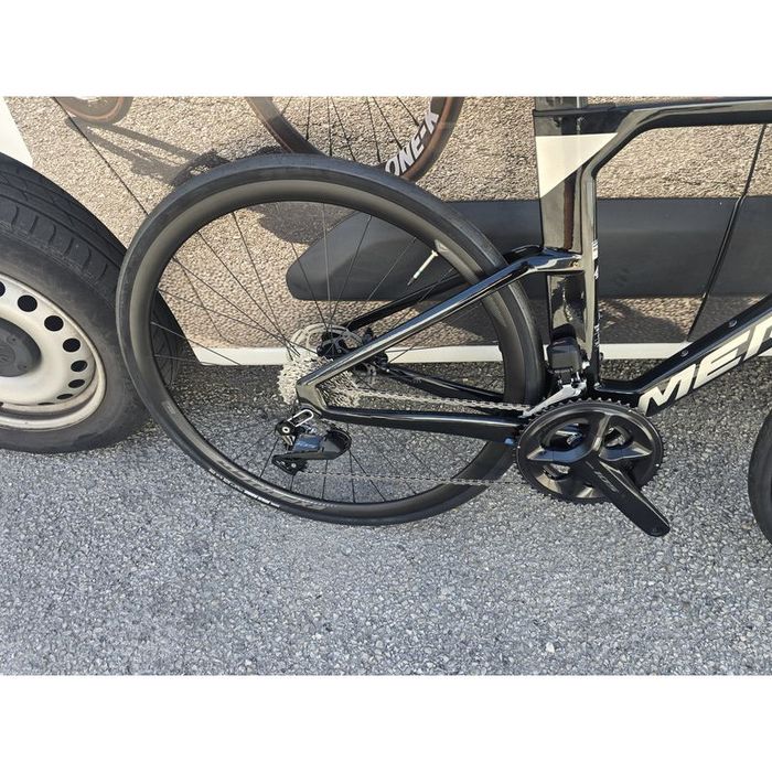 Bicicleta contrarelogio nova