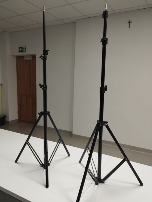 Zestaw dwóch stojaków