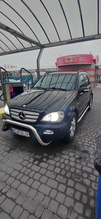 Mercedes-Benz ml270