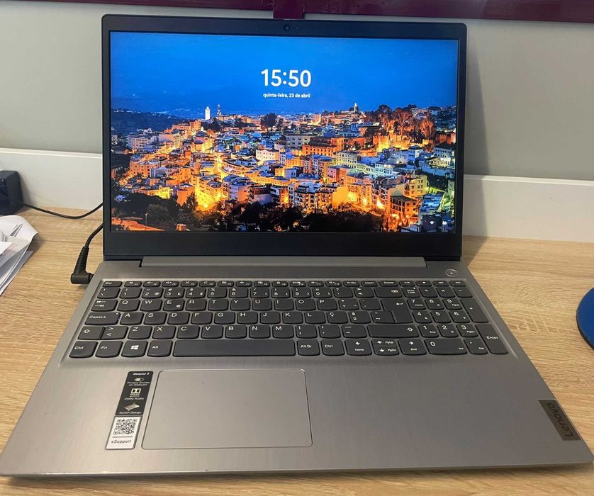 Portátil Lenovo IdeaPad 3 – Impecável