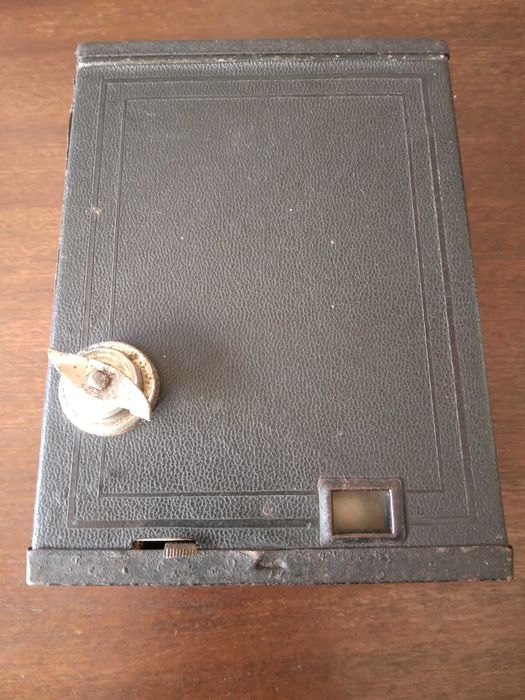 Máquina fotográfica "caixote" para colecionadores