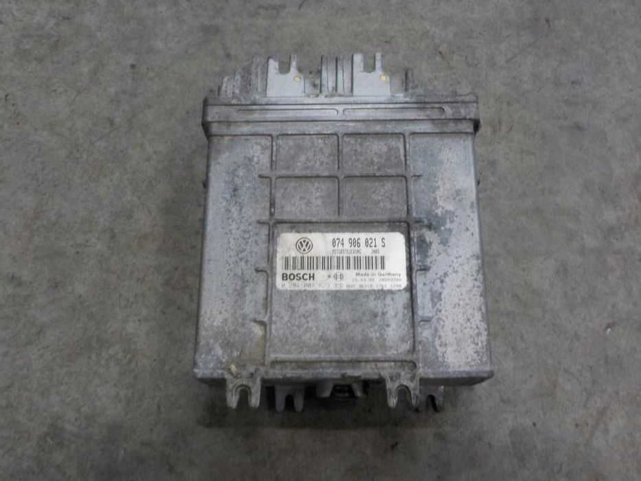VW T4 2.5 TDI KOMPUTER STEROWNIK 074906021S