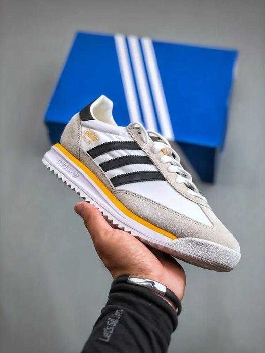 Жіночі кросівки Adidas Originals SL 72 РОЗПРОДАЖ НАЛОЖКА Адідас