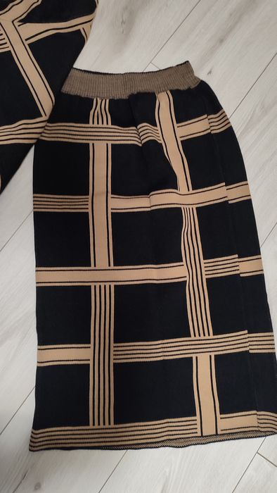 Костюм на осінь в трендових кольорах