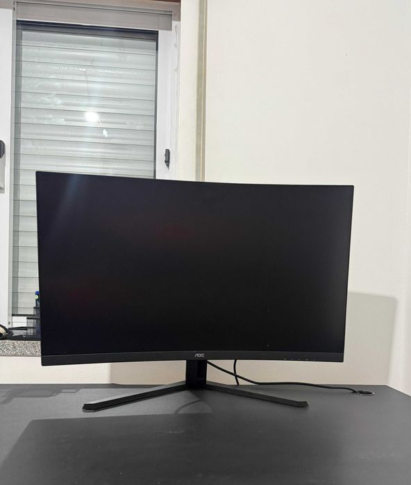 Monitor AOC 144 Hz 32 polegadas