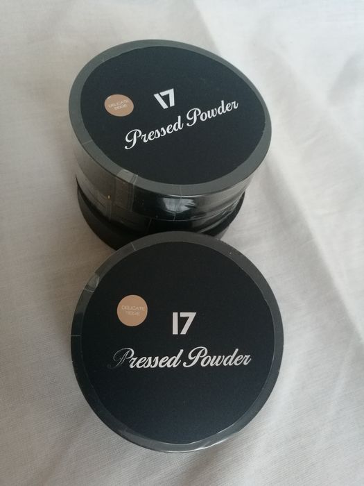 Puder prasowany delikate beige