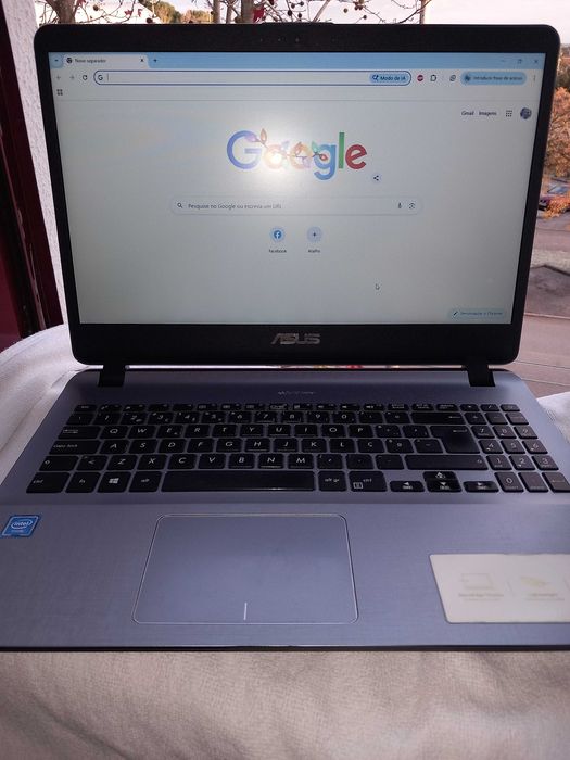Portátil Asus VivoBook  - Disco 1TB