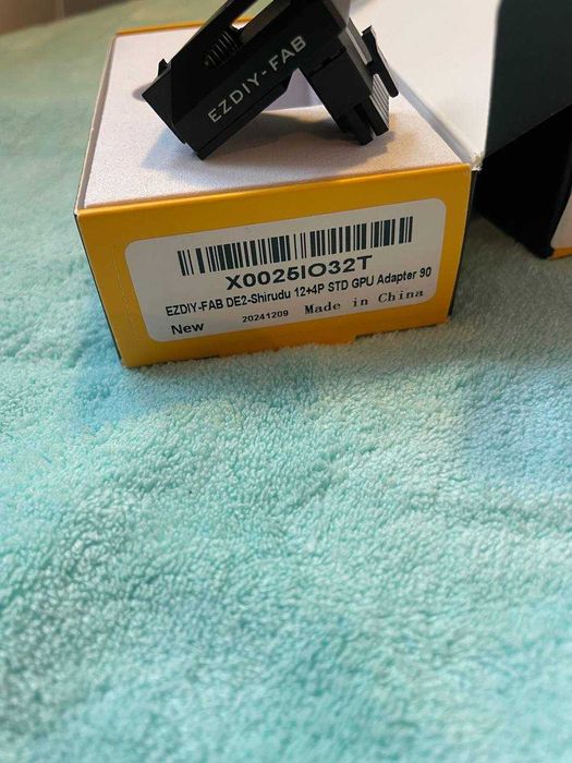 Adapter Kątowy 90 Stopni ezdiy-fab 12vhpwr (12+4 pin) z51