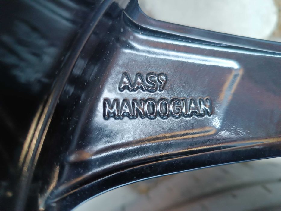 piękne felgi z oponami letnimi