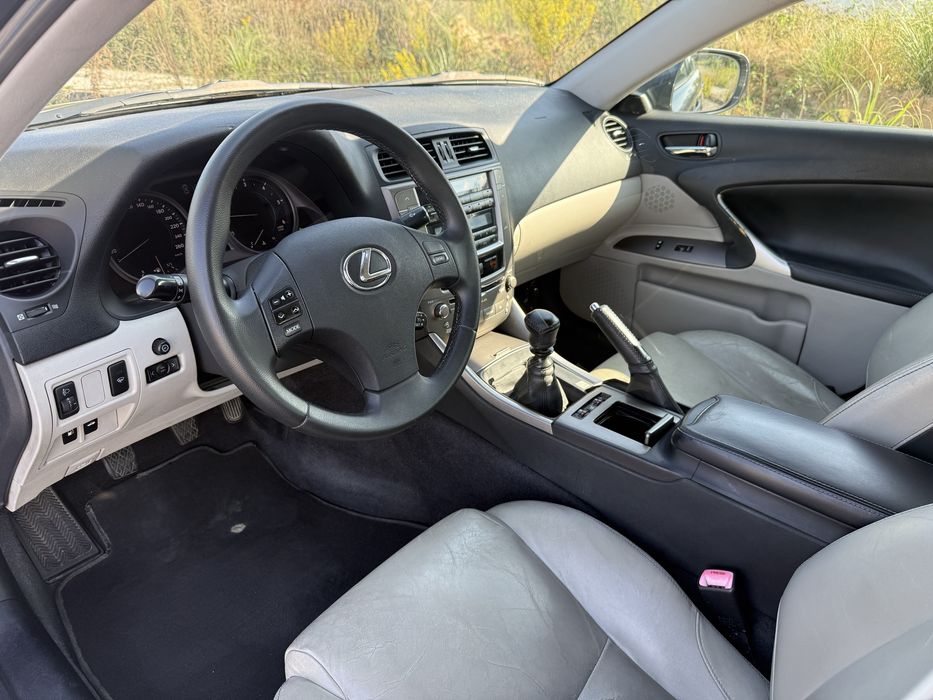 Lexus IS 220 Diesel de 2009.