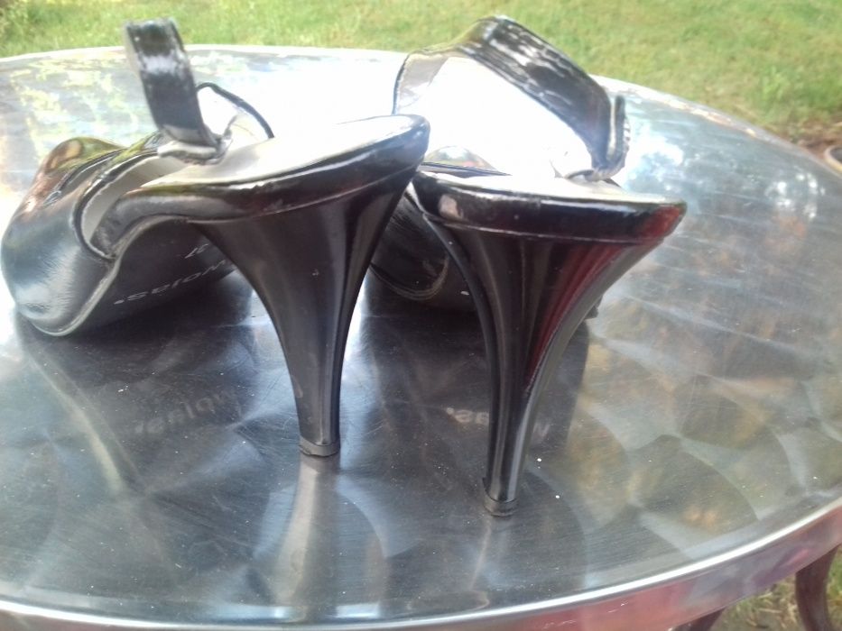Buty czarne Wojas,damskie lakierowana skóra 37 Wojas