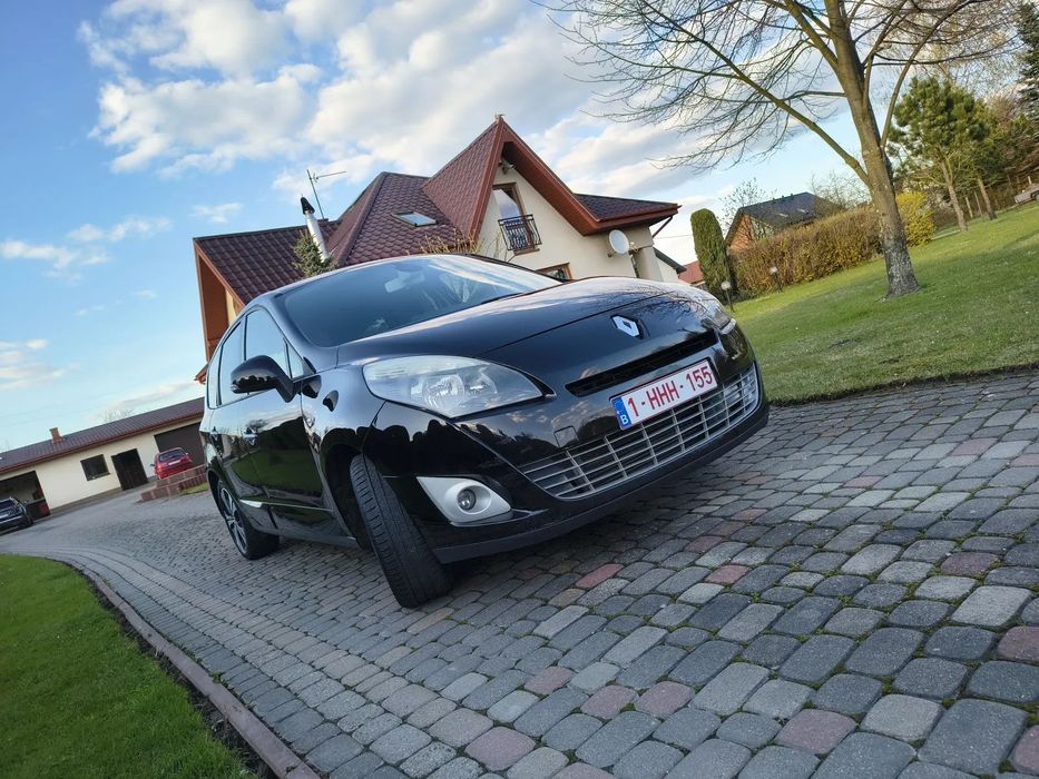 Renault Scenic 1.5DCI 110KM Climatronic Półskóry BOSE Duża Navi Tempomat Pdc Serwis