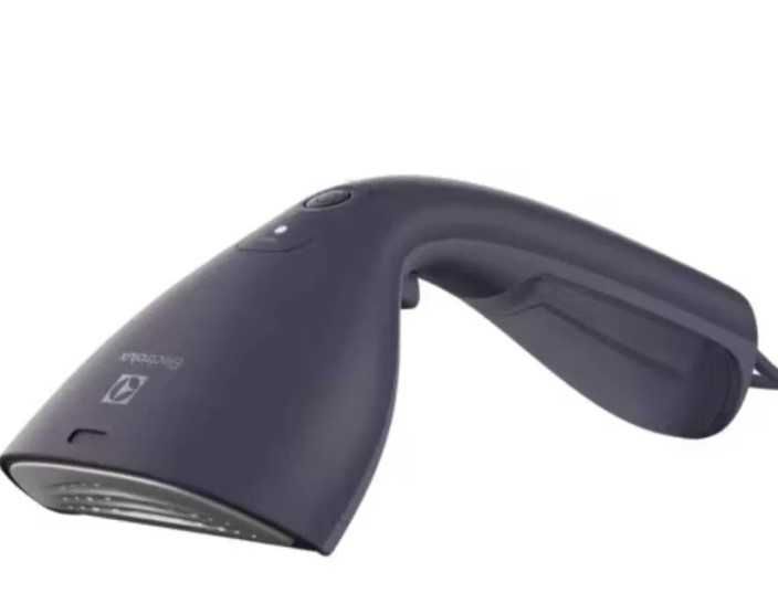 ELEKTROLUX Refine 700 Parownica do ubrań  Nowa