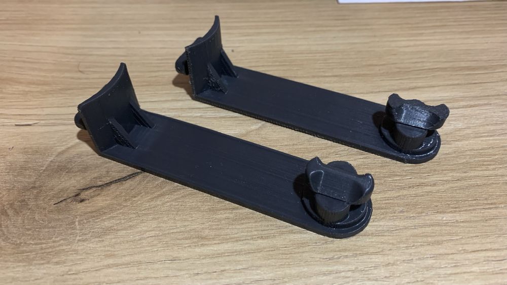 Кронштейн кріплення коврика Ford