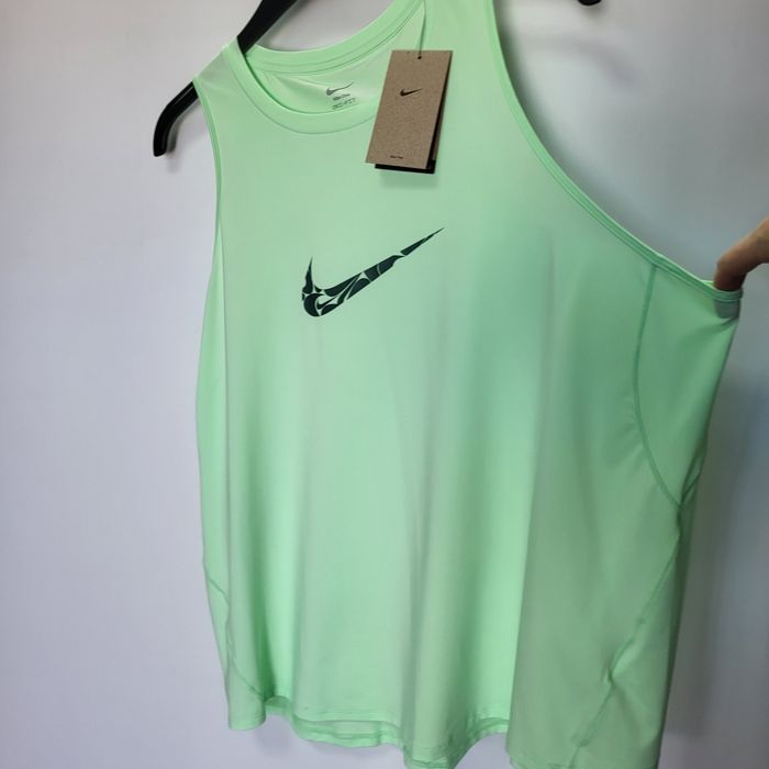 Майки Nike,  Оригінали,  нові, розміри М-L, XL