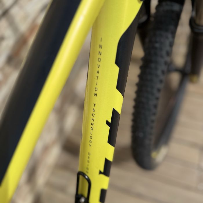Scott Scale 980 (2020) — Como Nova (Com Manuais)