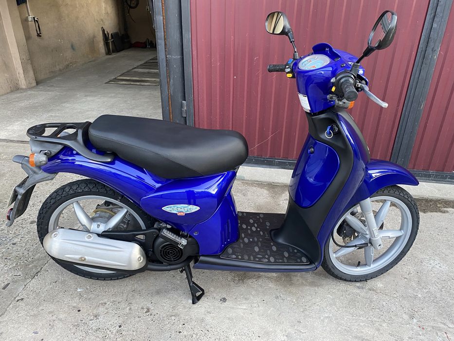 Продам Aprilia scarabeo 100