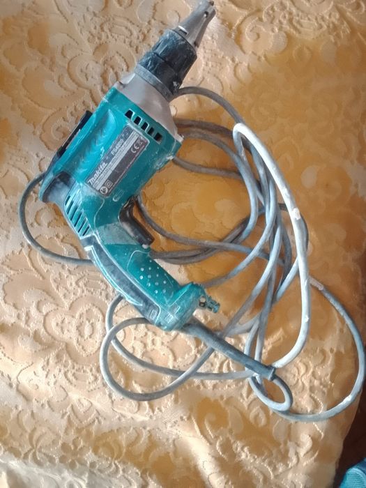 A parafusadora makita elétrica é plaina elétrica marca branca