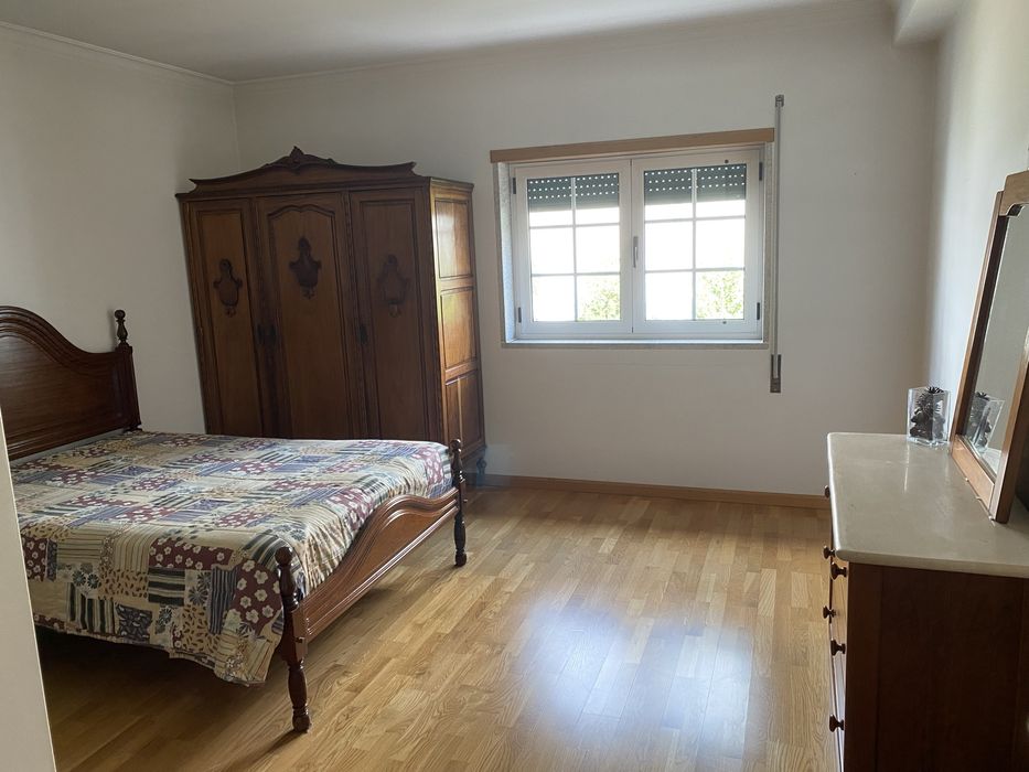 Moradia T4 Excelente